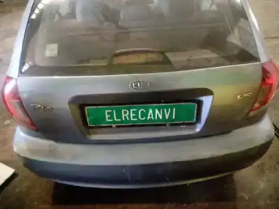 Veículo de Sucata kia rio ipanema berlina do ano 2003 alimentado a3d