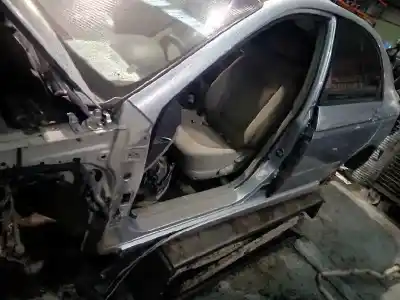 Veículo de Sucata KIA CERATO 2.0 EX CRDi Berlina do ano 2005 alimentado D4EA