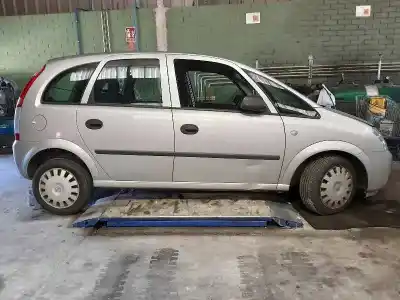 Veicolo di demolizione opel meriva cosmo dell'anno 2001 alimentato y17dt