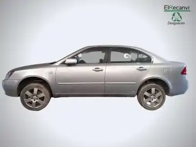 Veicolo di demolizione KIA MAGENTIS Active dell'anno 2006 alimentato D4EA