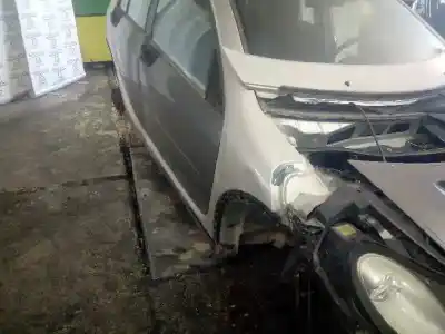 Здавання транспортного засобу smart forfour (454) 1.3 (454.031) року 2001 потужний m135930
