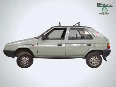 Veículo de Sucata skoda favorit (781) black line do ano 1989 alimentado 781135