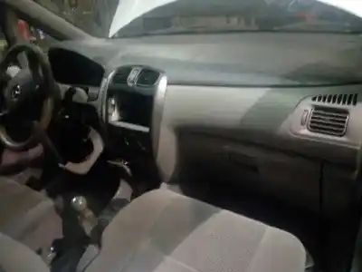 Verschrottungsfahrzeug mazda premacy (cp) 1.9 (cp8w) des jahres 2002 angetrieben fp