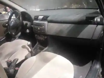 Veículo de Sucata fiat stilo (192) 1.9 jtd cat do ano 2002 alimentado 192a1000