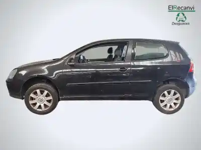 Verschrottungsfahrzeug VOLKSWAGEN GOLF V BERLINA (1K1) Conceptline (E) des Jahres 2004 angetrieben BKD