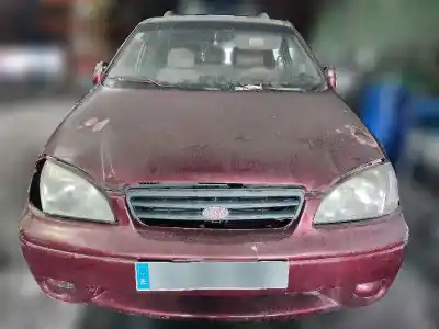 Veículo de Sucata kia carens 1.8 monovolumen do ano 2002 alimentado t8