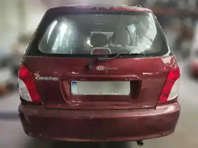 Veículo de Sucata kia carens 1.8 monovolumen do ano 2002 alimentado t8