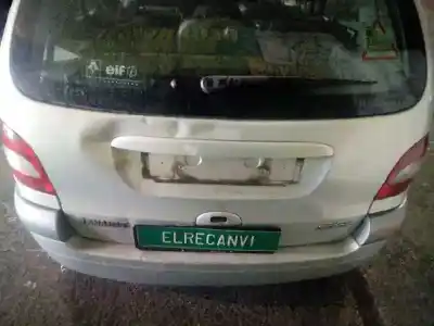 Veicolo di demolizione renault scenic (ja..) 1.6 16v authentique (ja0b/11) dell'anno 2003 alimentato a7