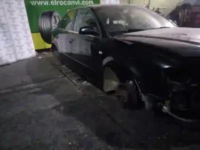 Veículo de Sucata audi a4 berlina (8e) 2.0 tdi 16v (103kw) do ano 2005 alimentado blb