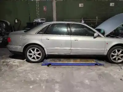 Здавання транспортного засобу AUDI A8 (D2) 4.2 V8 40V року 2001 потужний 
