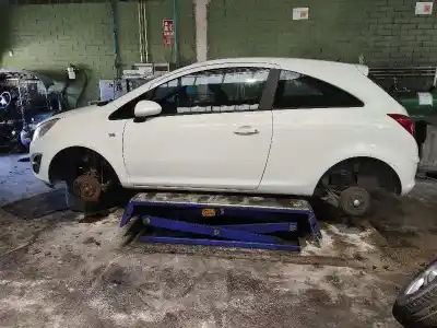 Veicolo di demolizione opel corsa d cmon dell'anno 2011 alimentato a13dtc
