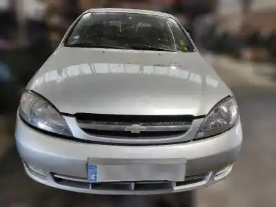 Veículo de Sucata chevrolet lacetti sx do ano 2001 alimentado f16d3