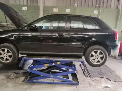 Здавання транспортного засобу audi a3 (8l1) 1.6 року 2000 потужний apf