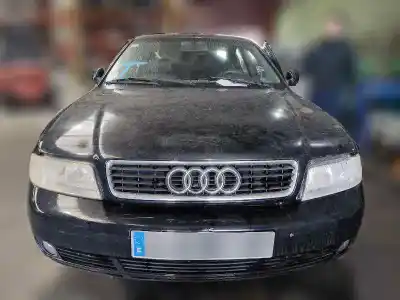 Veículo de Sucata audi a4 berlina (8e) 1.8 t sport edition do ano 2000 alimentado apu