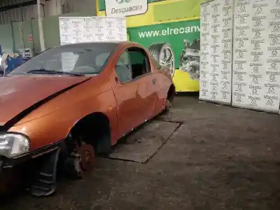 Veículo de Sucata opel tigra twintop (x04) 1.4 (r97) do ano 2001 alimentado 