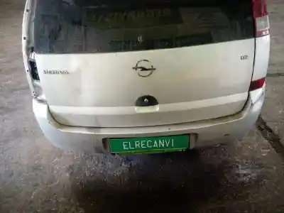 Veículo de Sucata opel meriva * do ano 2001 alimentado 