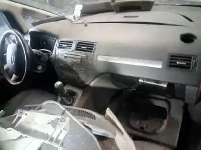 Здавання транспортного засобу ford focus c-max (cap) ambiente (d) року 2004 потужний hwda