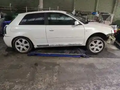 Veículo de Sucata audi                                               s3 (8l)                                                                                                                                                                                                                                                    1.8 t (154kw) 209 cv / 154 kw                                                                                                                                                                                                                              do ano 2001 alimentado amk