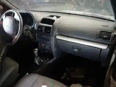 Утилизация автомобиля renault clio ii fase ii (b/cb0) base authentique 65 cv / 48 kw года 2005 питание k9k700
