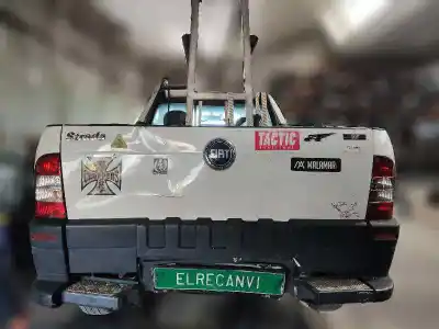 Véhicule à la ferraille fiat strada (278) 10.03/62 de l'année 2006 alimenté 223a900