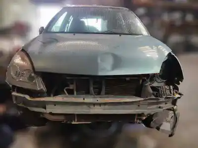 Здавання транспортного засобу renault clio ii fase ii (b/cb0) authentique року 2005 потужний d4f
