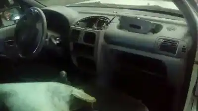 Утилизация автомобиля renault clio ii fase i (b/cbo) 1.4 alize 75 cv / 55 kw года 1998 питание e7j Утилизация автомобиля renault clio ii fase i (b/cbo) 1.4 alize 75 cv / 55 kw года 1998 питание e7j