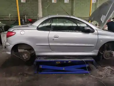 Verschrottungsfahrzeug peugeot 206 cc cc des jahres 2002 angetrieben rfnew10j4