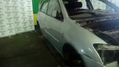 Veículo de Sucata toyota corolla (e12) 1.6 16v do ano 2002 alimentado 3zzfe