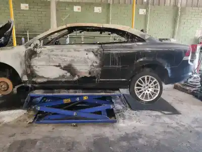 Véhicule à la ferraille volvo c70 cabriolet d5 momentum de l'année 2007 alimenté d5244t8