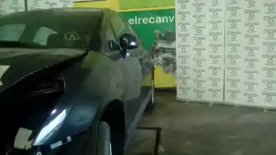 Veículo de Sucata citroen c4 berlina collection do ano 2009 alimentado 9hxdv6ated4