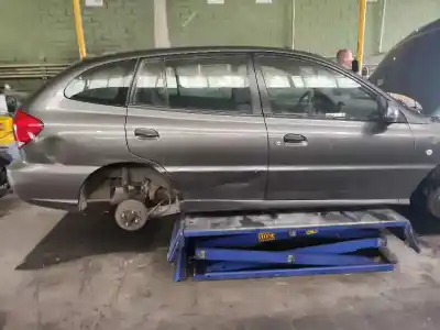 Veículo de Sucata kia rio ipanema berlina do ano 2004 alimentado a3d