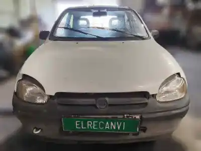 Veicolo di demolizione opel corsa b twist (e) dell'anno 1996 alimentato c12nz