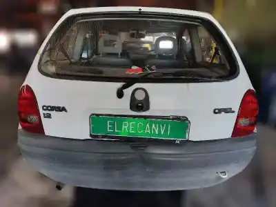 Veicolo di demolizione opel corsa b twist (e) dell'anno 1996 alimentato c12nz