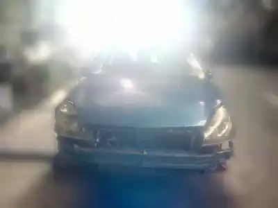 Veículo de Sucata renault clio ii fase ii (b/cb0) base authentique 75 cv / 55 kw do ano 2001 alimentado d4f