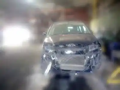 Veículo de Sucata ford focus c-max (cap) ambiente (d) do ano 2005 alimentado g8da