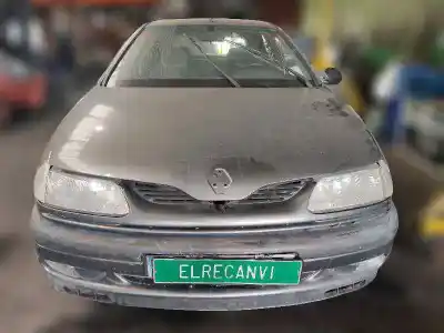 Здавання транспортного засобу renault laguna (b56) 1.8 року 1998 потужний f3p