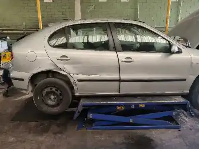 Scrapping Vehicle seat leon (1m1) 1.9 tdi of the year 2000 powered ahf