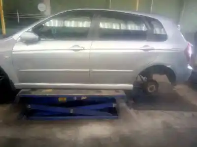 Veículo de Sucata KIA CERATO 1.5 CRDi do ano 2006 alimentado D4FA