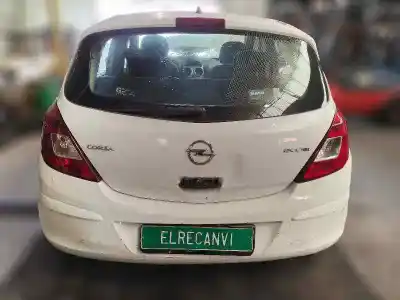 Veicolo di demolizione opel corsa d enjoy dell'anno 2011 alimentato a13dtc