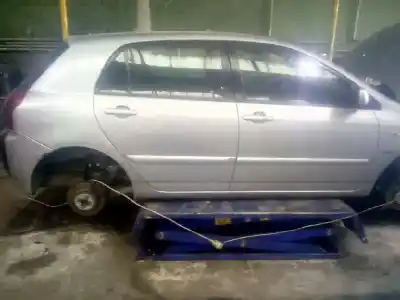 Scrapping Vehicle toyota corolla (e12) 2.0 d-4d linea sol berlina of the year 2002 powered 1cdftv