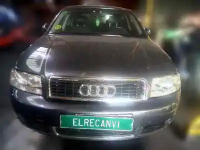Scrapping Vehicle audi a4 b6 (8e2) 2.0 of the year 2001 powered alt