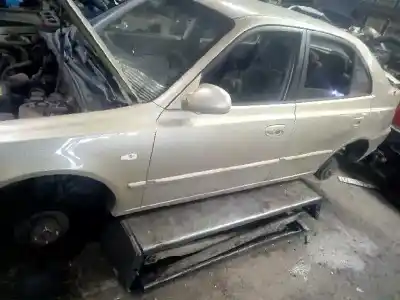 Veículo de Sucata hyundai accent (lc) l crdi do ano 2003 alimentado d3ea