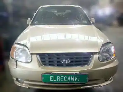 Veículo de Sucata hyundai accent (lc) l crdi do ano 2003 alimentado d3ea