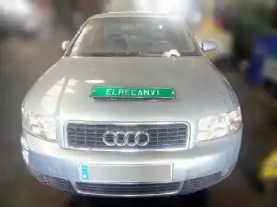Scrapping Vehicle audi a4 b6 (8e2) 2.0 of the year 2001 powered alt