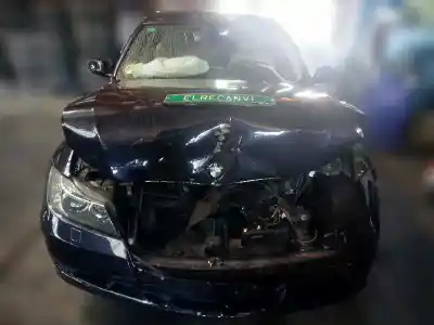 Veículo de Sucata bmw serie 3 berlina (e90) 320d do ano 2001 alimentado n47d20a