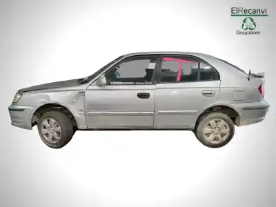 Veículo de Sucata hyundai accent (lc) l crdi do ano 2004 alimentado d3ea