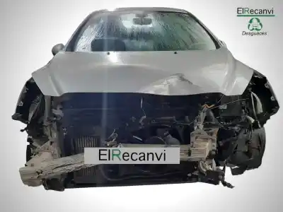Здавання транспортного засобу PEUGEOT 308 II (LB_, LP_, LW_, LH_, L3_) 1.6 HDI року 2001 потужний 9HP