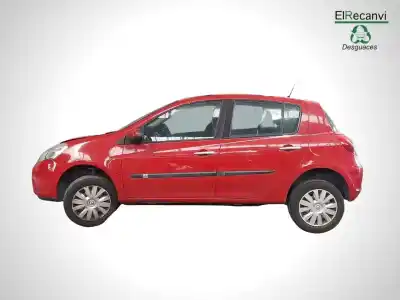 Veicolo di demolizione renault clio iii business dell'anno 2010 alimentato d4f740