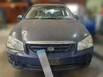 Veículo de Sucata kia cerato 1.5 crdi do ano 2004 alimentado d4fa