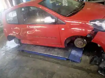 Véhicule à la ferraille RENAULT TWINGO Dynamique de l'année 2008 alimenté D4F